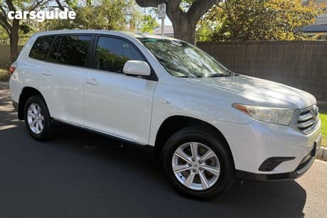 White 2010 Toyota Kluger Wagon Kx-R (Fwd) 5 Seat