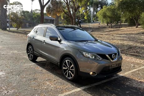 Grey 2016 Nissan Qashqai Wagon Ti (4X2)