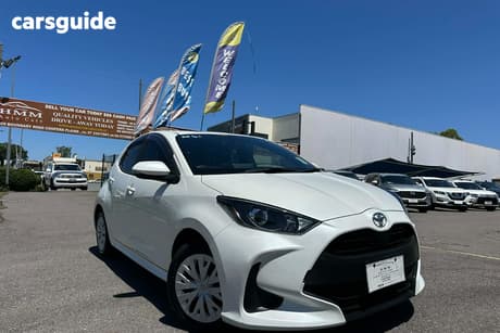 White 2022 Toyota Yaris Hatchback Ascent Sport