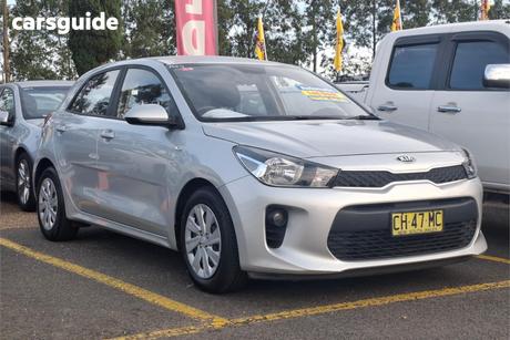 Silver 2019 Kia RIO Hatchback S