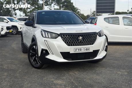 White 2022 Peugeot 2008 Wagon Gt
