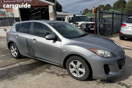 Silver 2013 Mazda 3 Hatchback Maxx Sport
