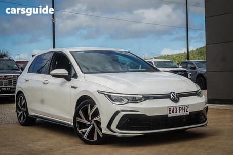 White 2022 Volkswagen Golf Hatchback 110Tsi R-Line