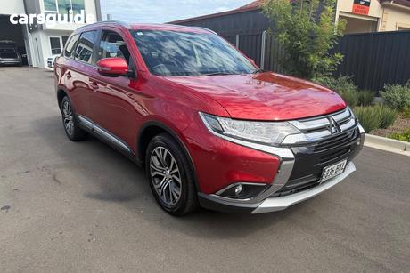 Red 2016 Mitsubishi Outlander Wagon Ls (4X2)