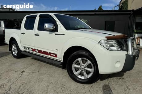 White 2012 Nissan Navara Dual Cab Pick-up St-X (4X4)