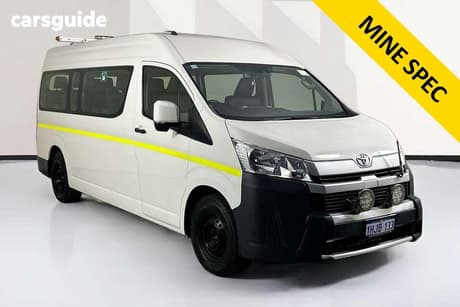 White 2020 Toyota HiAce Bus Commuter (12 Seats)