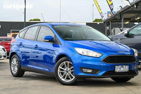 Blue 2015 Ford Focus Hatchback Trend