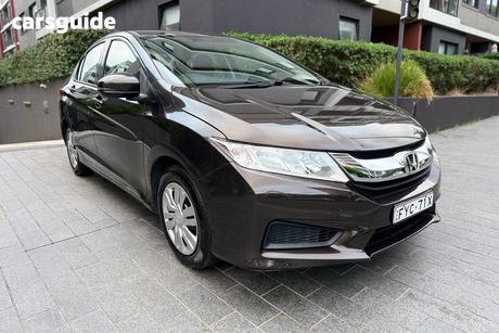 Brown 2014 Honda City Sedan Vti