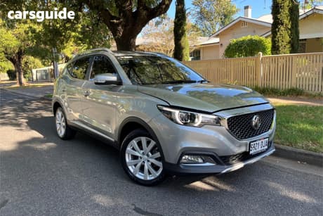 Silver 2023 MG ZS Wagon Excite