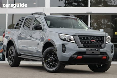 Grey 2025 Nissan Navara Dual Cab Pick-up Pro-4X (4X4)