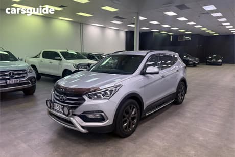 Silver 2017 Hyundai Santa FE Wagon Active X