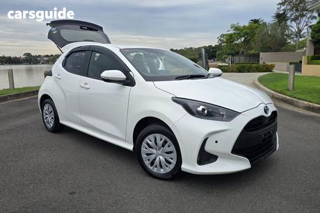 White 2020 Toyota Yaris Hatchback Sx Hybrid