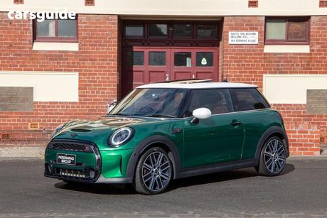 Green 2021 Mini Cooper Hatchback S Mini Yours 3D Hatch