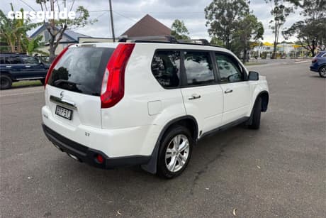 White 2010 Nissan X-Trail Wagon St (4X4)