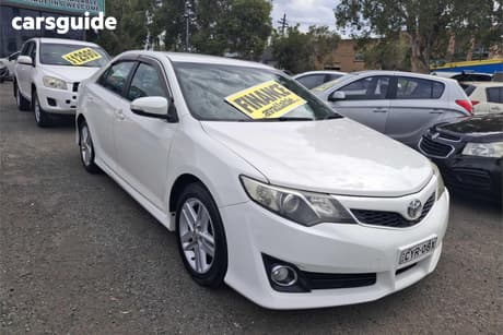 White 2011 Toyota Camry Sedan Atara Sx