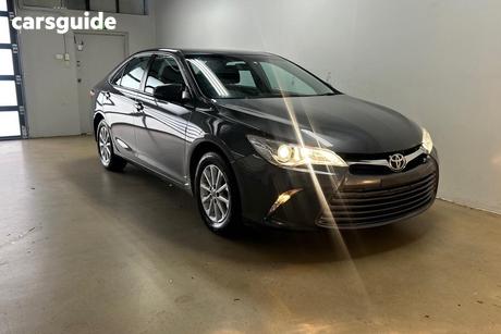 Grey 2017 Toyota Camry Sedan Altise