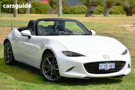 White 2016 Mazda MX-5 Roadster Gt