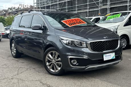 Grey 2017 Kia Carnival Wagon Platinum