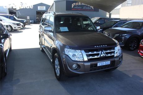 Bronze 2012 Mitsubishi Pajero Wagon Glx Lwb (4X4)