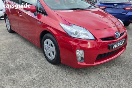 Red 2009 Toyota Prius Hatchback Hybrid