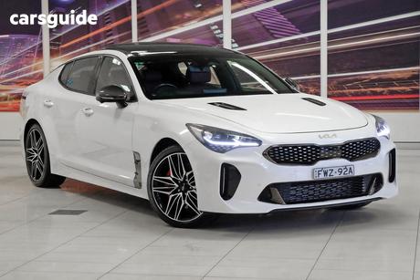 White 2022 Kia Stinger Sedan 3.3 Gt (Black Leather)