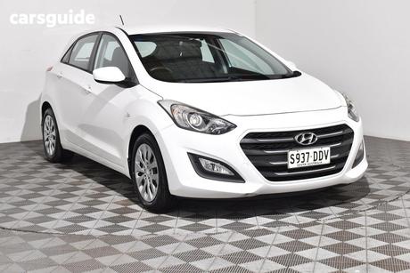 White 2015 Hyundai I30 Hatchback Active
