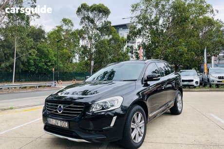 Black 2016 Volvo XC60 Wagon T5 Luxury