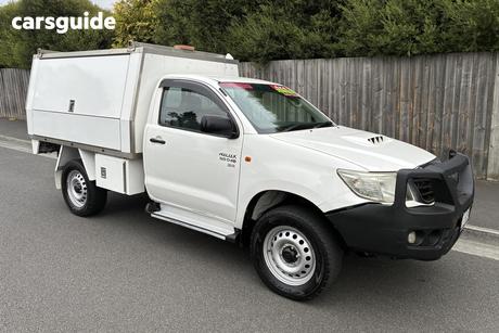 White 2021 Toyota Hilux Cab Chassis Sr (4X4)
