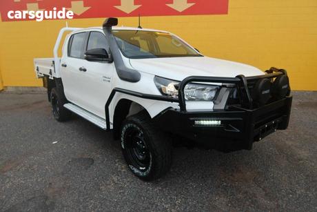 White 2020 Toyota Hilux Ute Tray SR