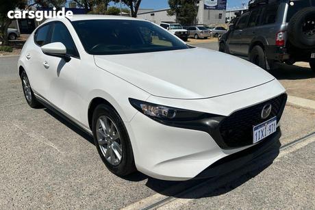 White 2024 Mazda Mazda3 Hatch G20 PURE