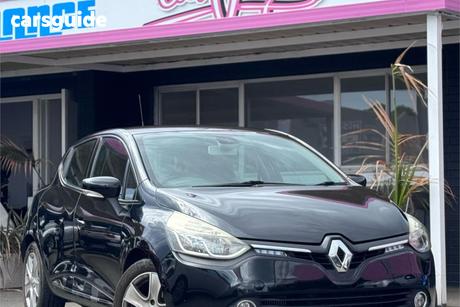 Black 2015 Renault Clio Hatchback Expression