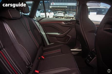 White 2025 Skoda Kamiq Wagon Monte Carlo 110Tsi