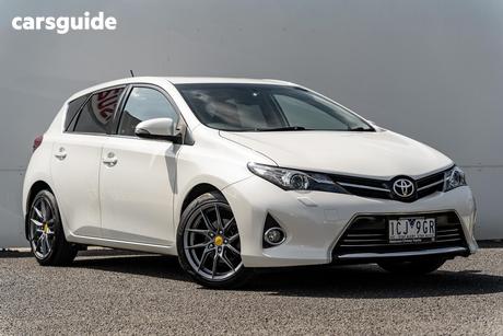 White 2014 Toyota Corolla Hatchback Levin Zr