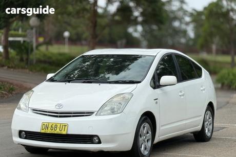 White 2006 Toyota Prius Hatchback Hybrid