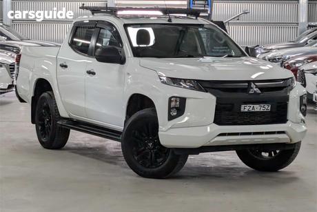 White 2023 Mitsubishi Triton Double Cab Pick Up Glx-R (4X2)