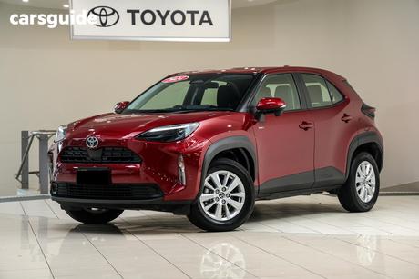 Red 2024 Toyota Yaris Cross Wagon Gx Hybrid