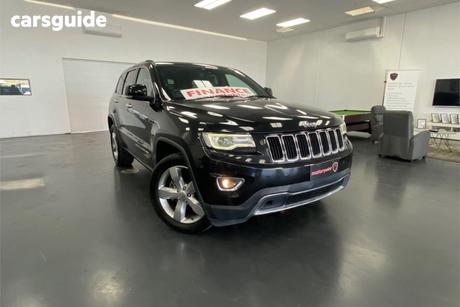 Black 2013 Jeep Grand Cherokee SUV LIMITED
