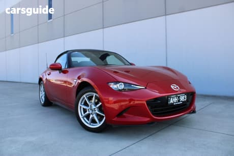 Red 2015 Mazda MX-5 Roadster