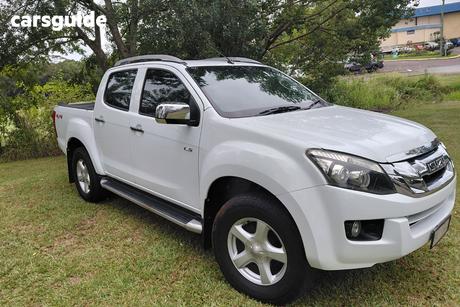 White 2012 Isuzu D-MAX Crew Cab Utility Ls-Terrain Hi-Ride (4X4)