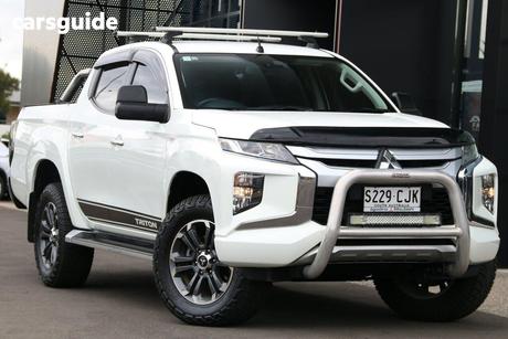 White 2021 Mitsubishi Triton Double Cab Pick Up Glx-R (4X4)