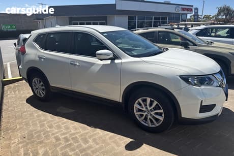 White 2022 Nissan X-Trail Wagon St (2Wd)
