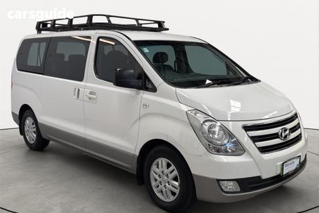 White 2017 Hyundai Imax Wagon