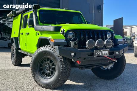 Green 2022 Jeep Gladiator Dual Cab Utility Night Eagle (4X4)