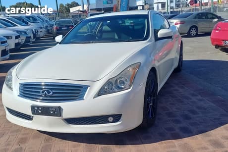 White 2008 Nissan Skyline Sedan 370Gt