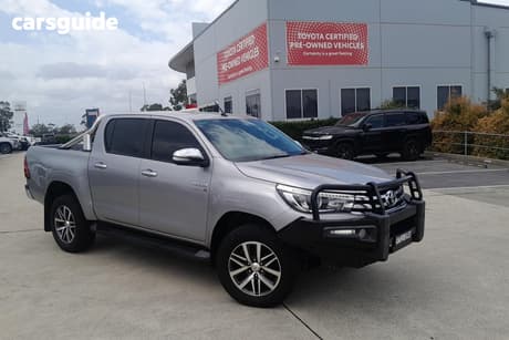 Silver 2016 Toyota Hilux Dual Cab Utility Sr5 (4X4)