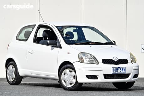White 2002 Toyota Echo Hatchback