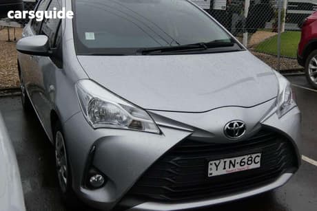 Silver 2018 Toyota Yaris Hatchback Sx
