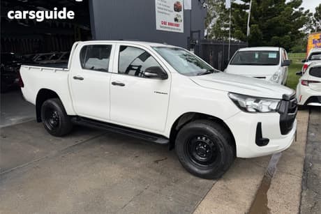 White 2020 Toyota Hilux Double Cab Pick Up Workmate Hi-Rider