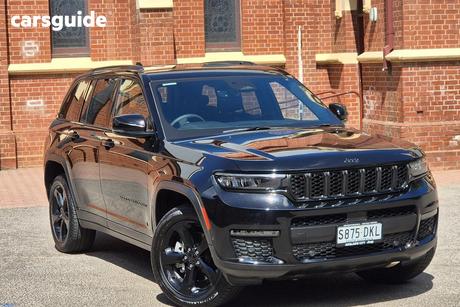 Black 2022 Jeep Grand Cherokee L Wagon Night Eagle 7 Seat (4X4)