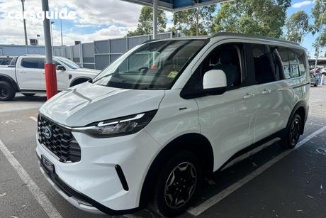 White 2025 Ford Tourneo Custom Wagon Active (Swb)